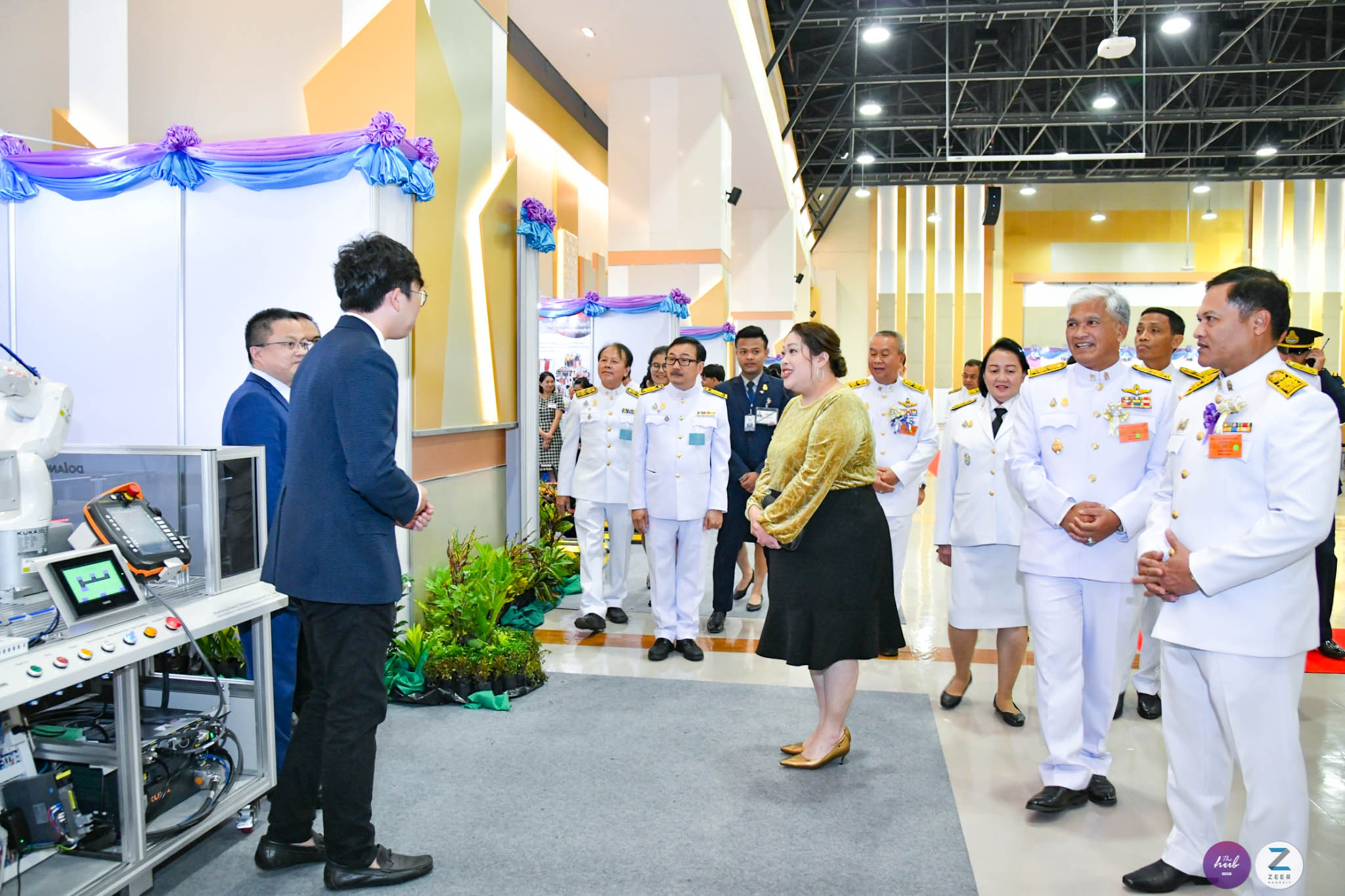 เสด็จมอบรางวัล9.2.63_๒๐๐๒๒๕_0002