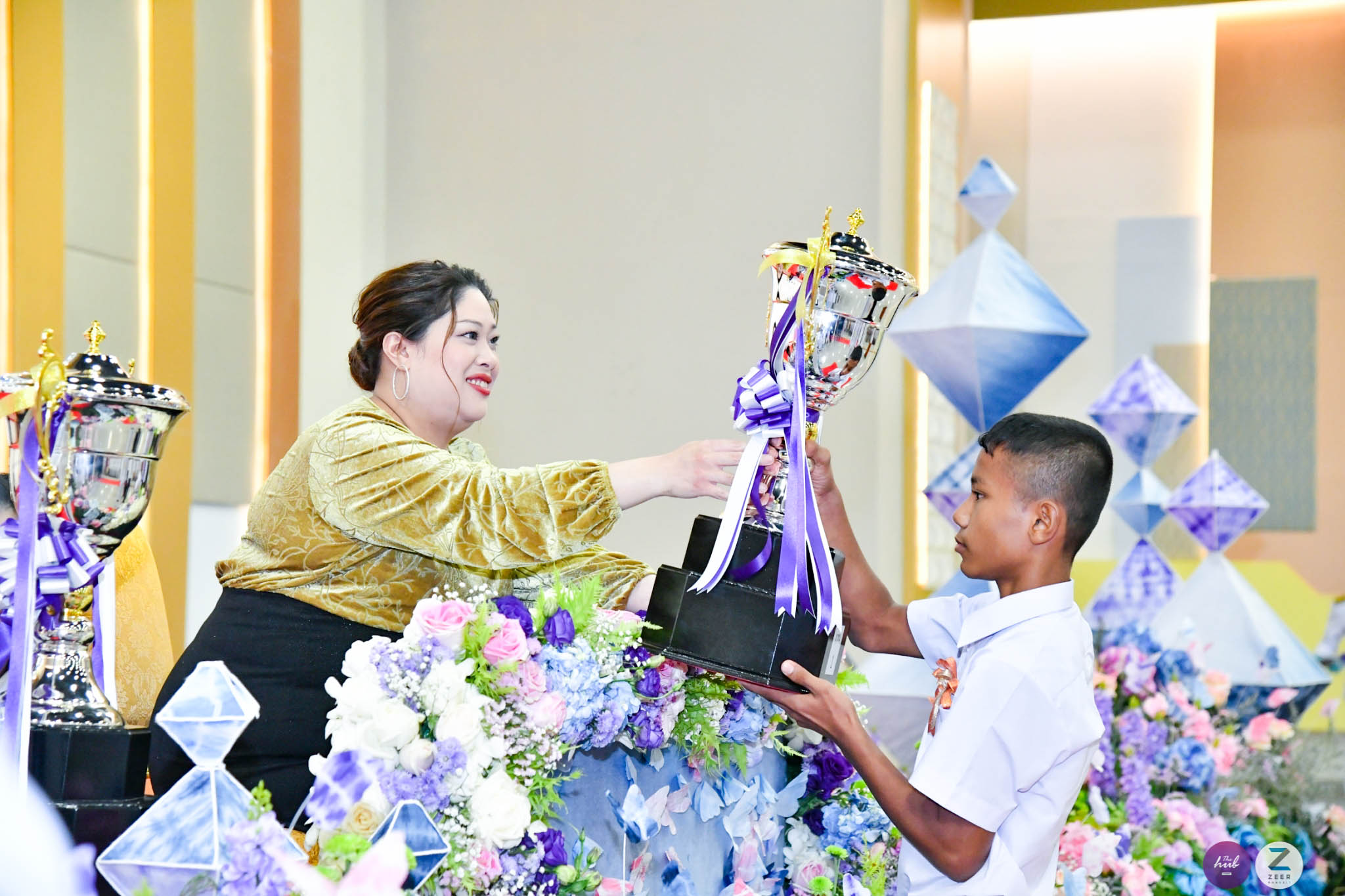 เสด็จมอบรางวัล9.2.63_๒๐๐๒๒๕_0004